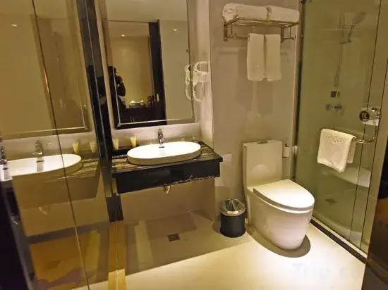 Байсе: Jingxi Saint Paul Hotel (Longtan Wetland Park Branch)