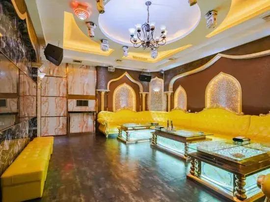 Байсе: Jingxi Saint Paul Hotel (Longtan Wetland Park Branch)
