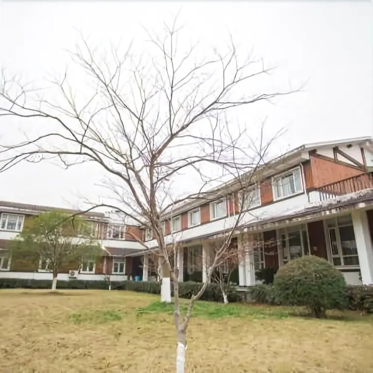 Нинбо: Qianshuiwan Weini'er Shui'an Hotel