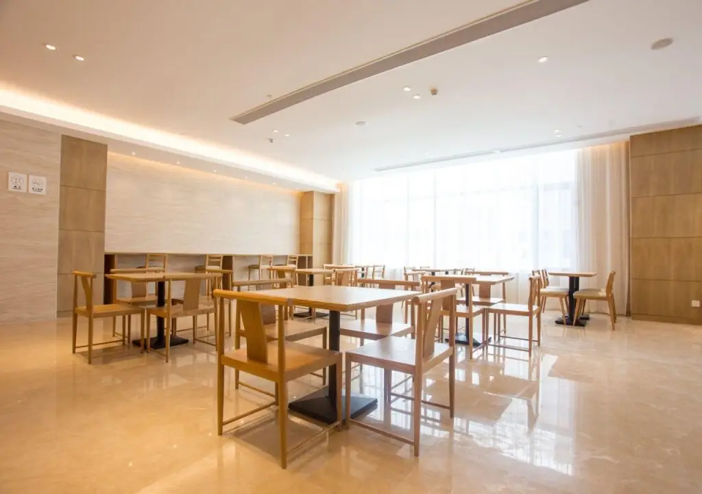 Шанхай: JI Hotel (Shanghai Jiangqiao National Exhibition Center Jiayi Road Subway Station)
