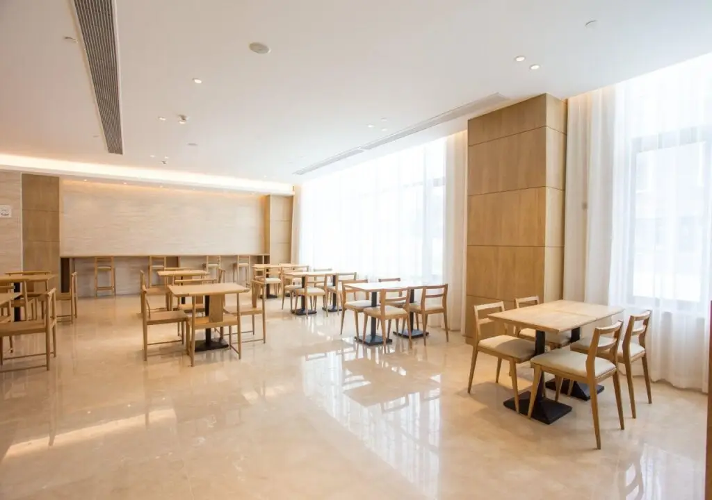 Шанхай: JI Hotel (Shanghai Jiangqiao National Exhibition Center Jiayi Road Subway Station)