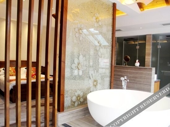 Циндао: Qingdao Huangshan Hotel