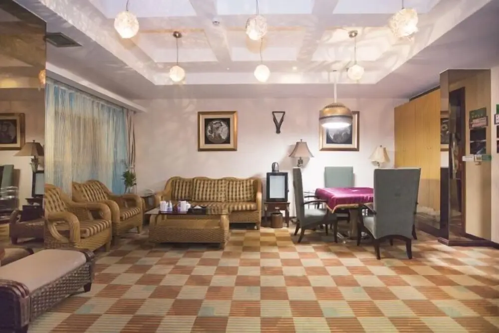 Eastern Athens Business Hotel — фото 1