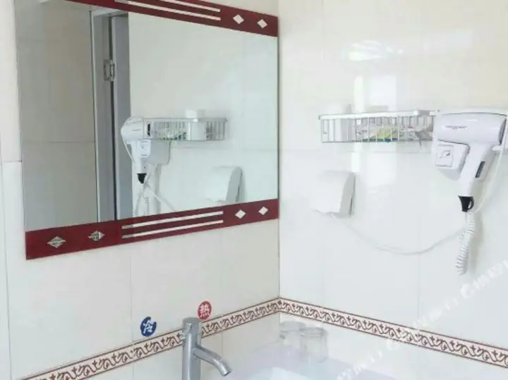Ухань: Fengyuan Hotel (Wuhan Xinzhou Branch)