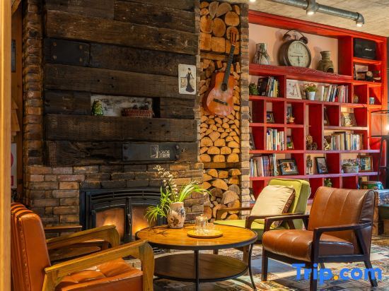 Хучжоу: Xicen Summer House on Mogan Mountain