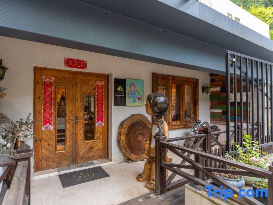 Хучжоу: Xicen Summer House on Mogan Mountain