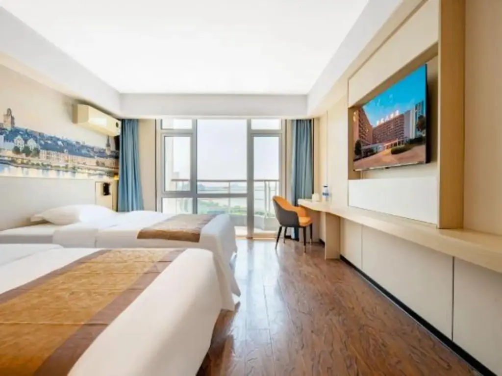 Хайян: Yazhi Hotel (Wanmi Beach Resort)