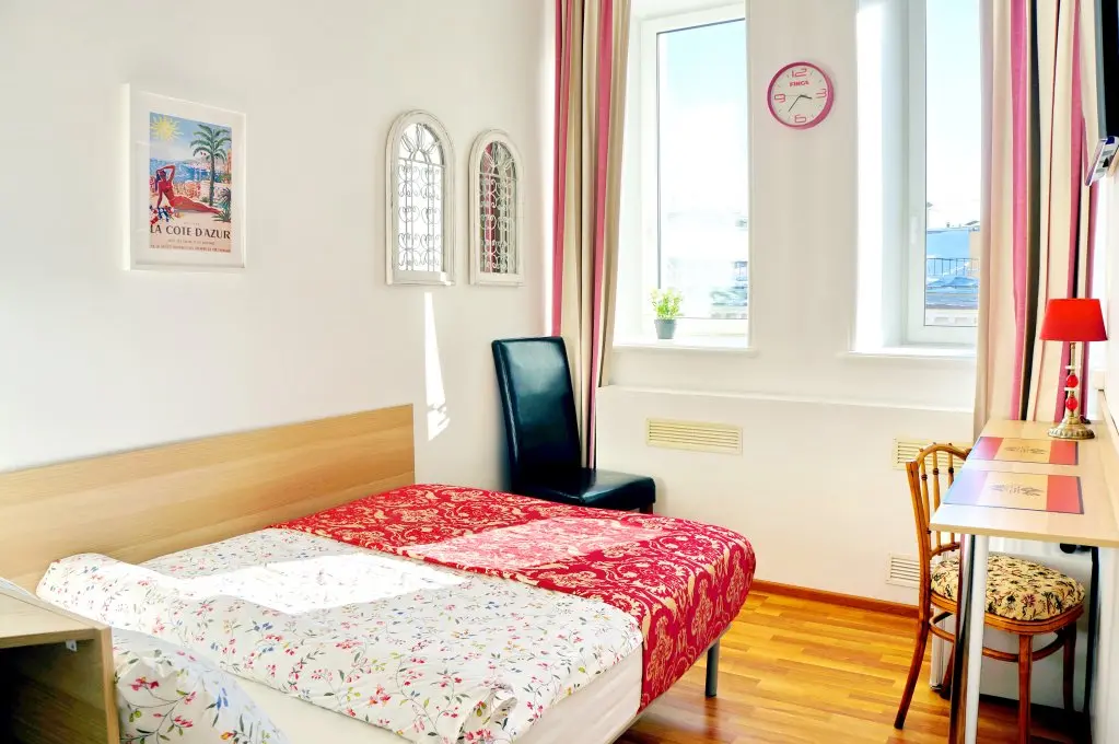 Санкт-Петербург: Гостевой дом Paris House