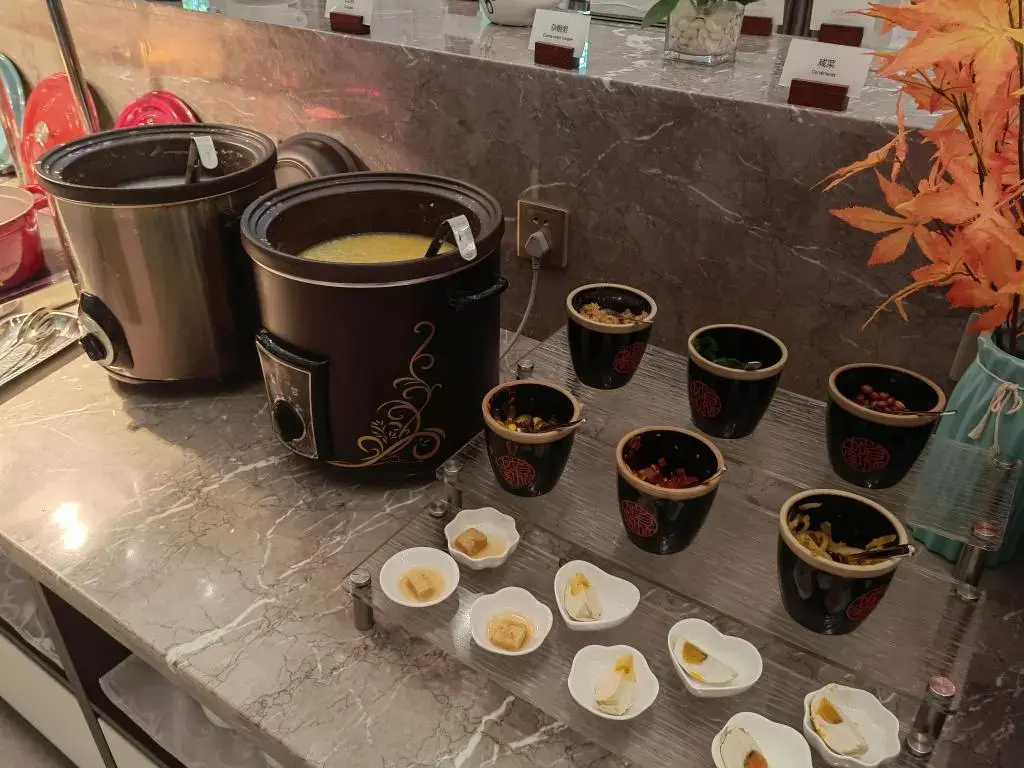 Цзиньцзэ: Home Inn Plus Suzhou Wujiang Fenhu Luxin Avenue