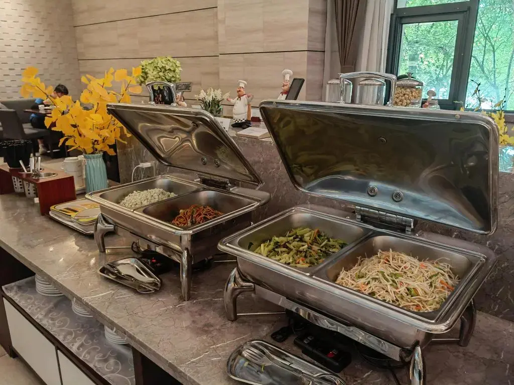 Цзиньцзэ: Home Inn Plus Suzhou Wujiang Fenhu Luxin Avenue