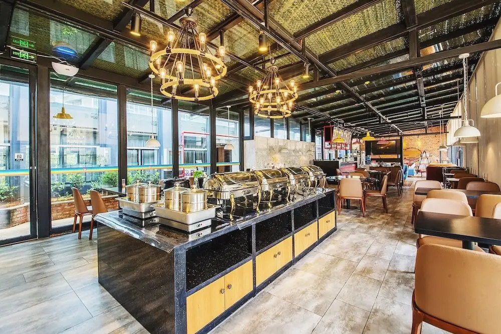 Куньмин: The Borrman Hotel Kunming KMG
