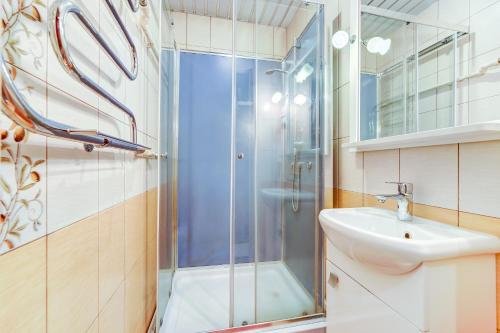 Санкт-Петербург: U Esenina Mini-Hotel