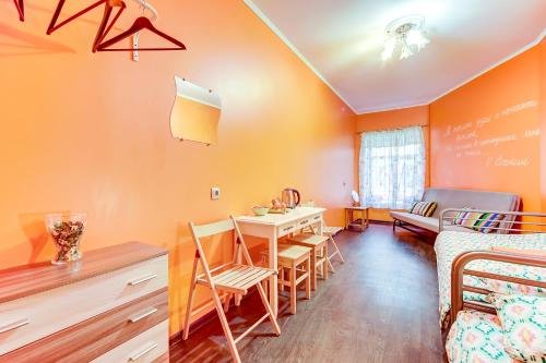 Санкт-Петербург: U Esenina Mini-Hotel