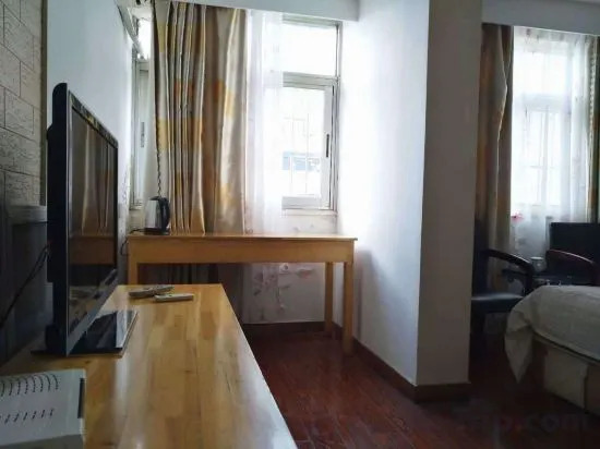 Шанхай: Dongying Hotel