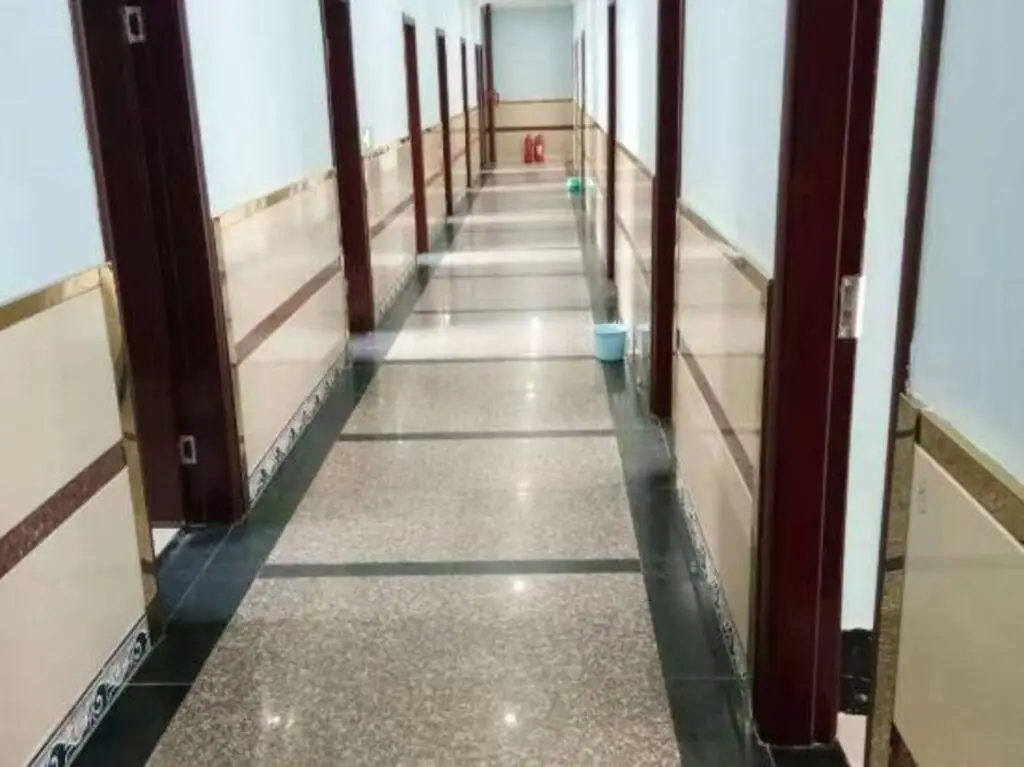 Чунцин: Jinyang Hotel