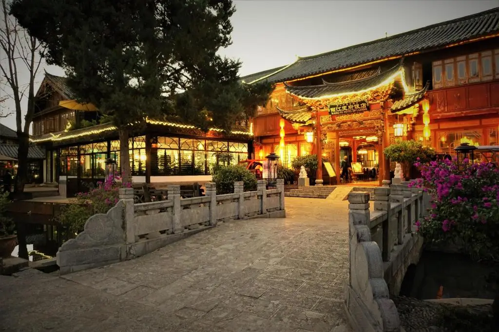 Lijiang Wangfu Hotel — фото 1