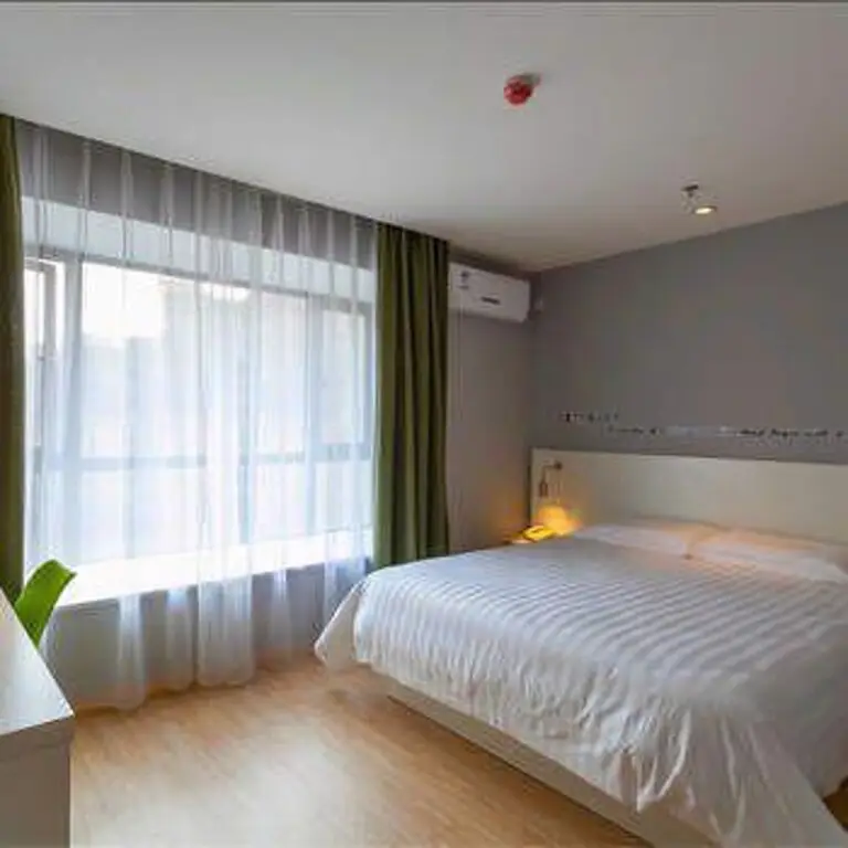 Чэнду: Motel 168