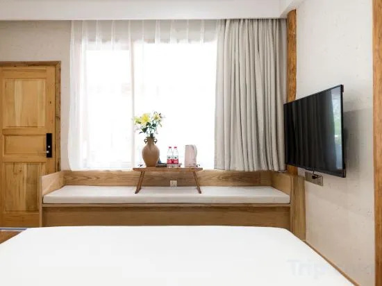 Лицзян: Heart pleasure Yaji Rizhao Jinshan Snow Mountain Scenic Inn (Shuhe Ancient Town Branch)