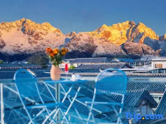 Лицзян: Heart pleasure Yaji Rizhao Jinshan Snow Mountain Scenic Inn (Shuhe Ancient Town Branch)