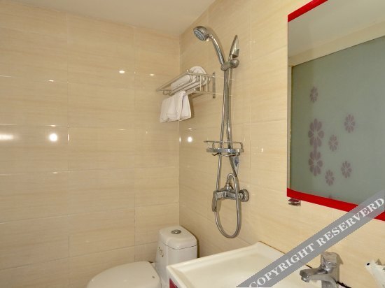 Ухань: 77 Chain Hotel Wuhan Qianjing 2nd Road
