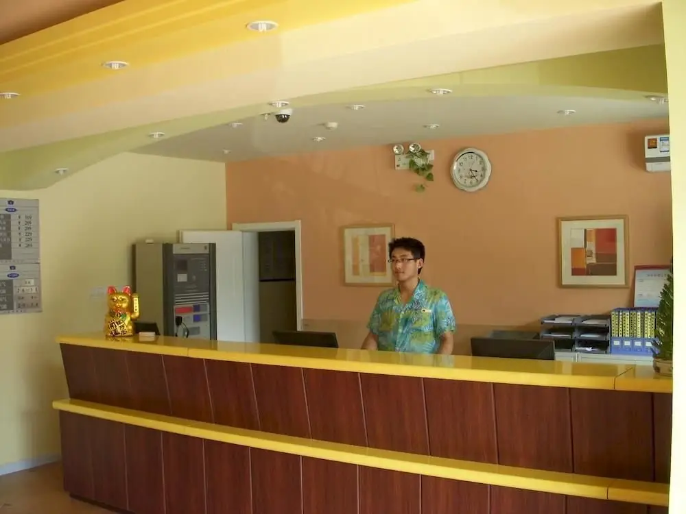 Нанкин: Home Inn Hotel