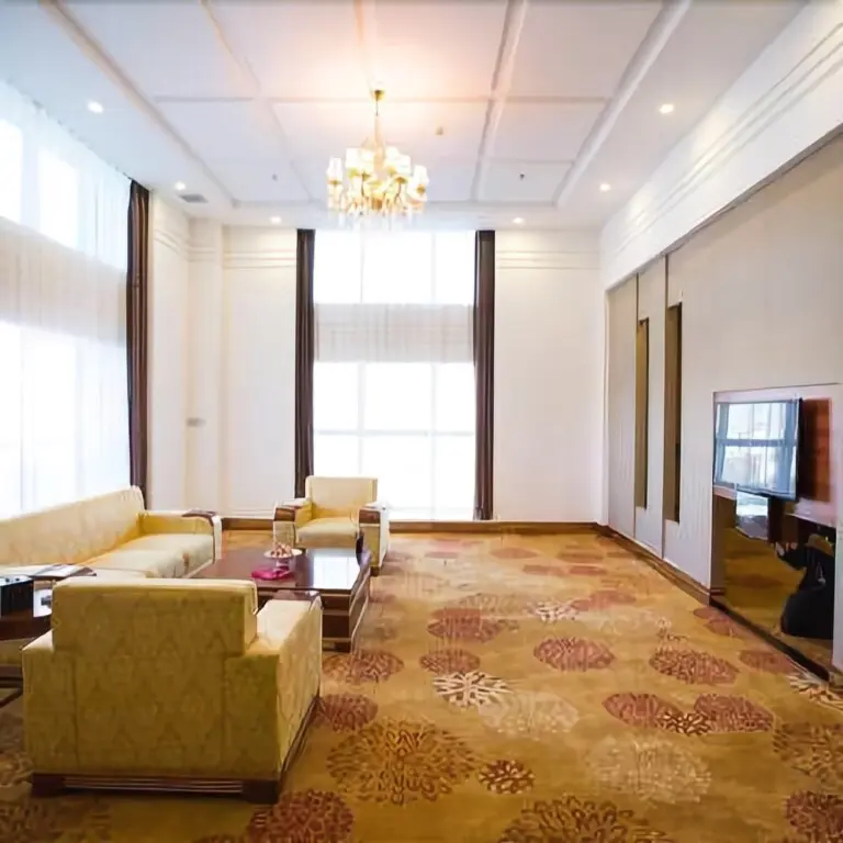 Цзилинь: Liyade Hotel