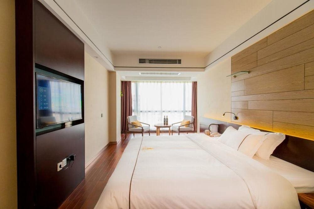 Чжанцзяцзе: Meiji Hotel (Zhangjiajie Tianmenshan National Forest Park ）