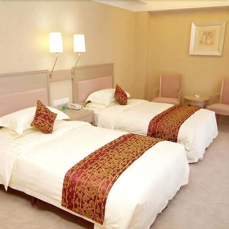 Чжэнчжоу: Pingmei Business Hotel