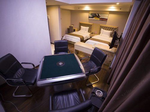 Гуанчжоу: Guangzhou Guanyue Business