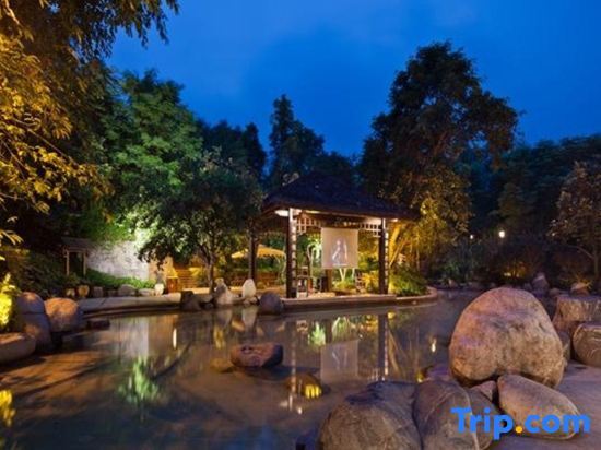Чэнду: the Qingyuan Hotel Qingcheng