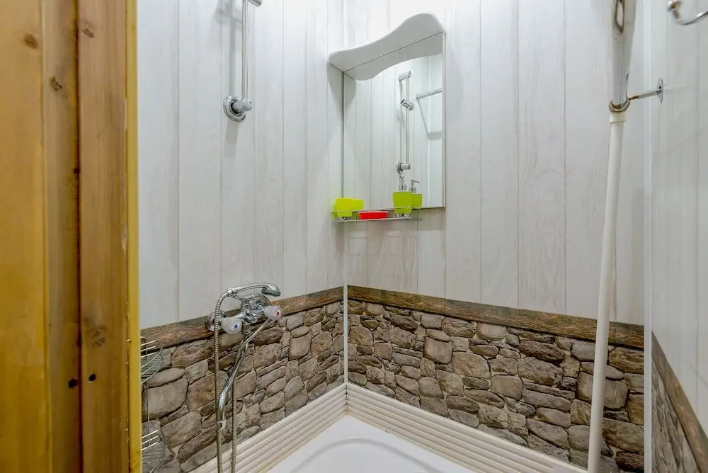 Санкт-Петербург: 2 Bedroom Apartment on Nevsky 135