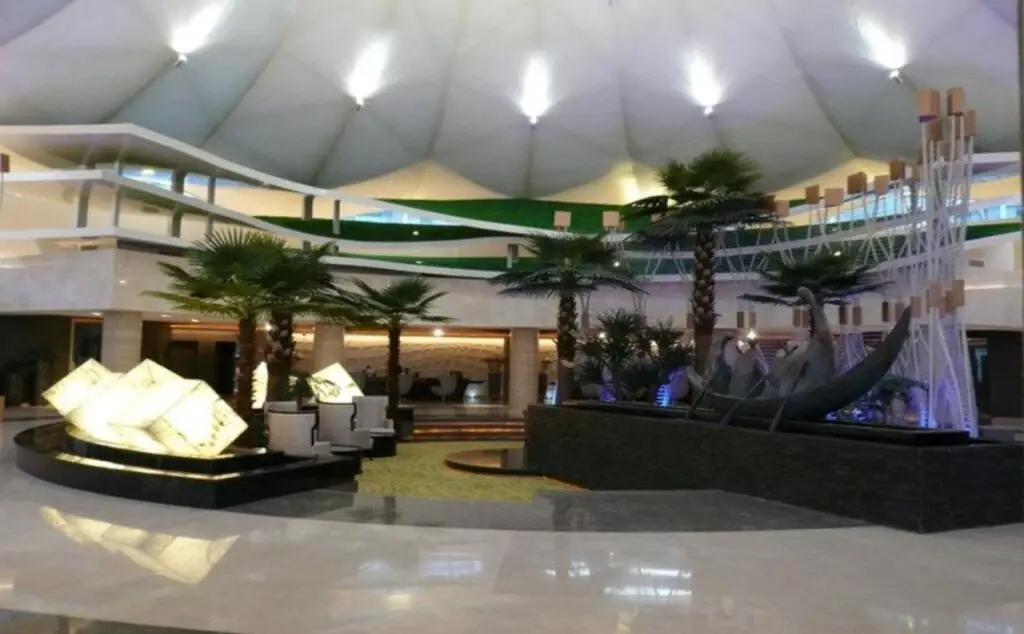 Жичжао: Shandong Sailing International Hotel