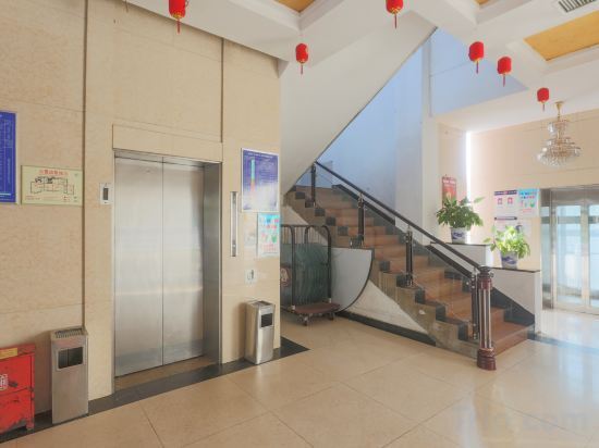 Фучжоу: Yijing Business Hotel