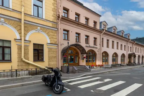 Отель Три Моста — фото 1