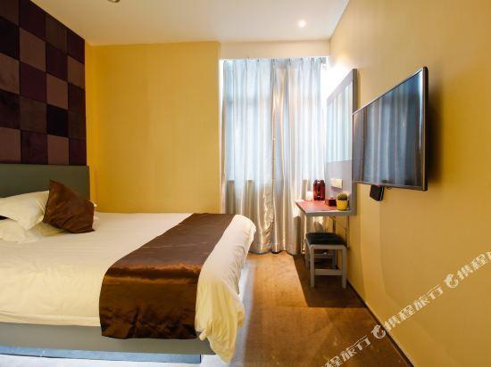 Хэфэй: Z Hotel (Hefei Convention and Exhibition Center)