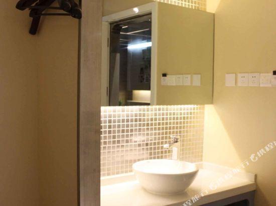 Хэфэй: Z Hotel (Hefei Convention and Exhibition Center)