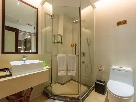 Дали: Canghai Golf art Hotel