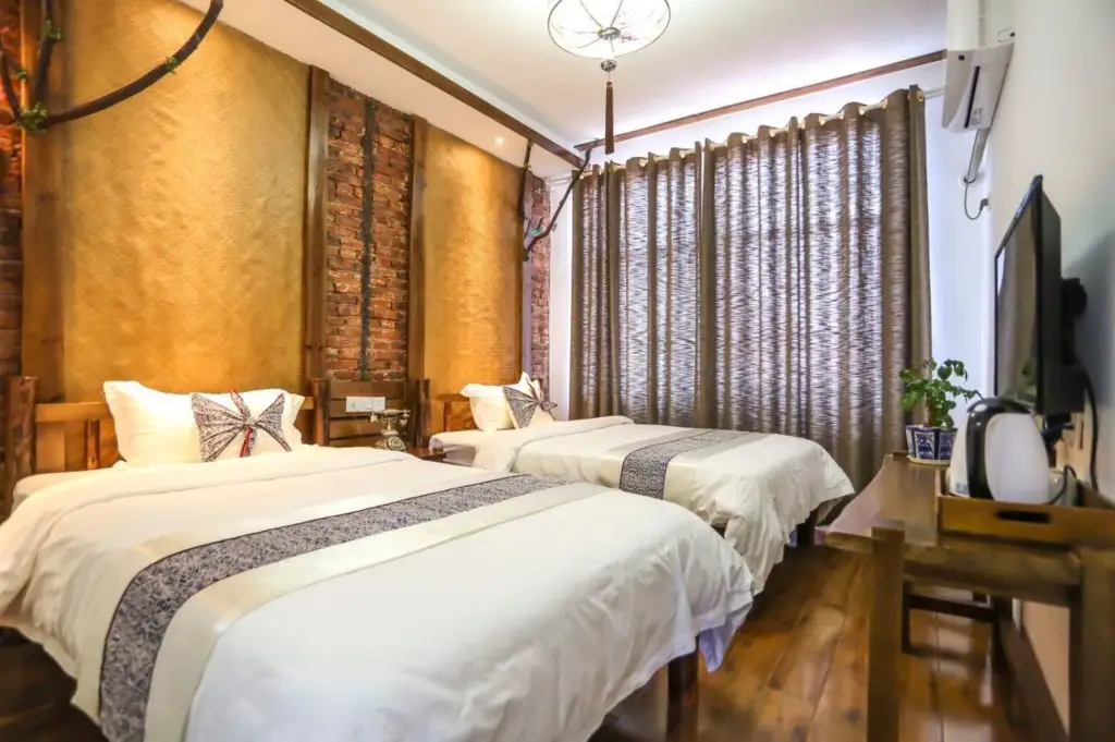 Чжанцзяцзе: Yueting Ecological Inn