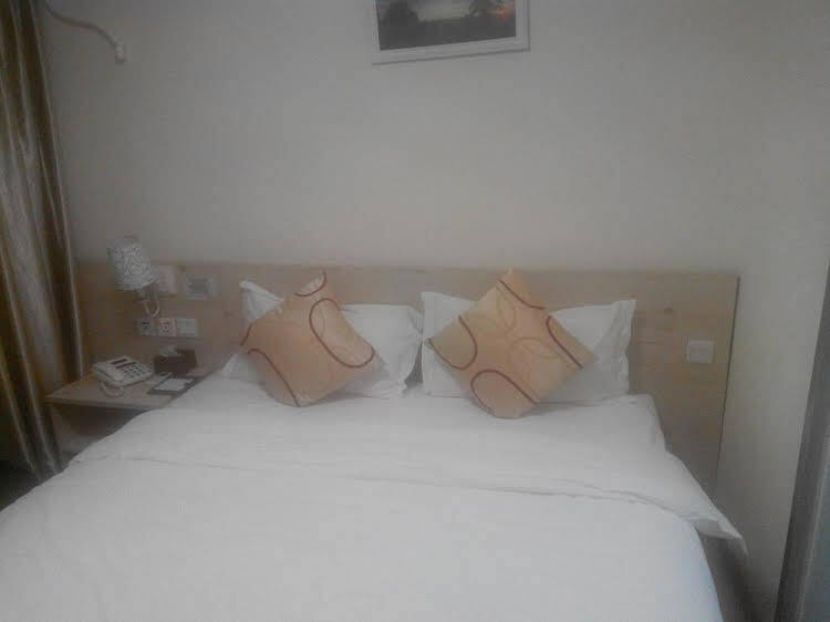 Шэньчжэнь: Shenzhen Port Yi Boutique Hotel