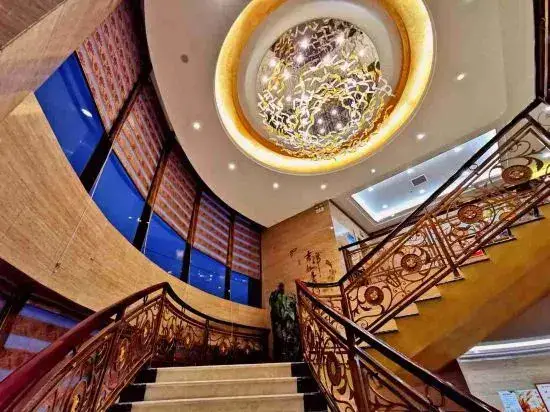 Zhong Hua Peng Hotel — фото 1