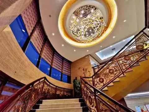 Zhong Hua Peng Hotel — фото 1