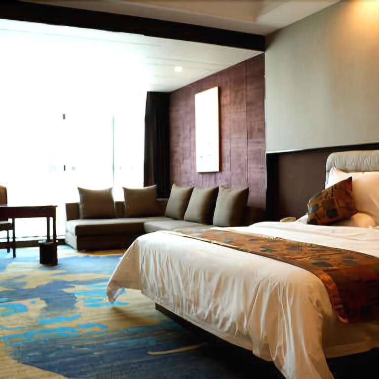 Чжэнчжоу: Chonpines Hotels·Zhengzhou East Railway Station