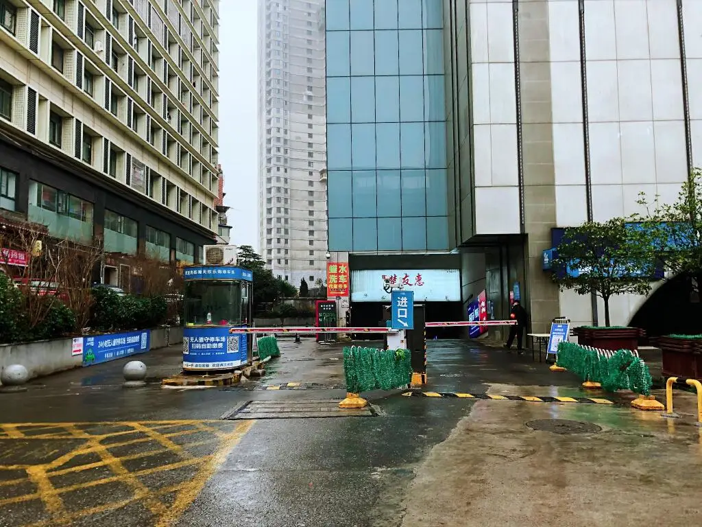Ухань: Hanting Hotel Wuhan Wangjiawan Metro Station