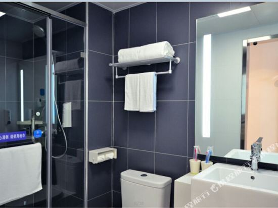 Ухань: Hanting Hotel Wuhan Wangjiawan Metro Station