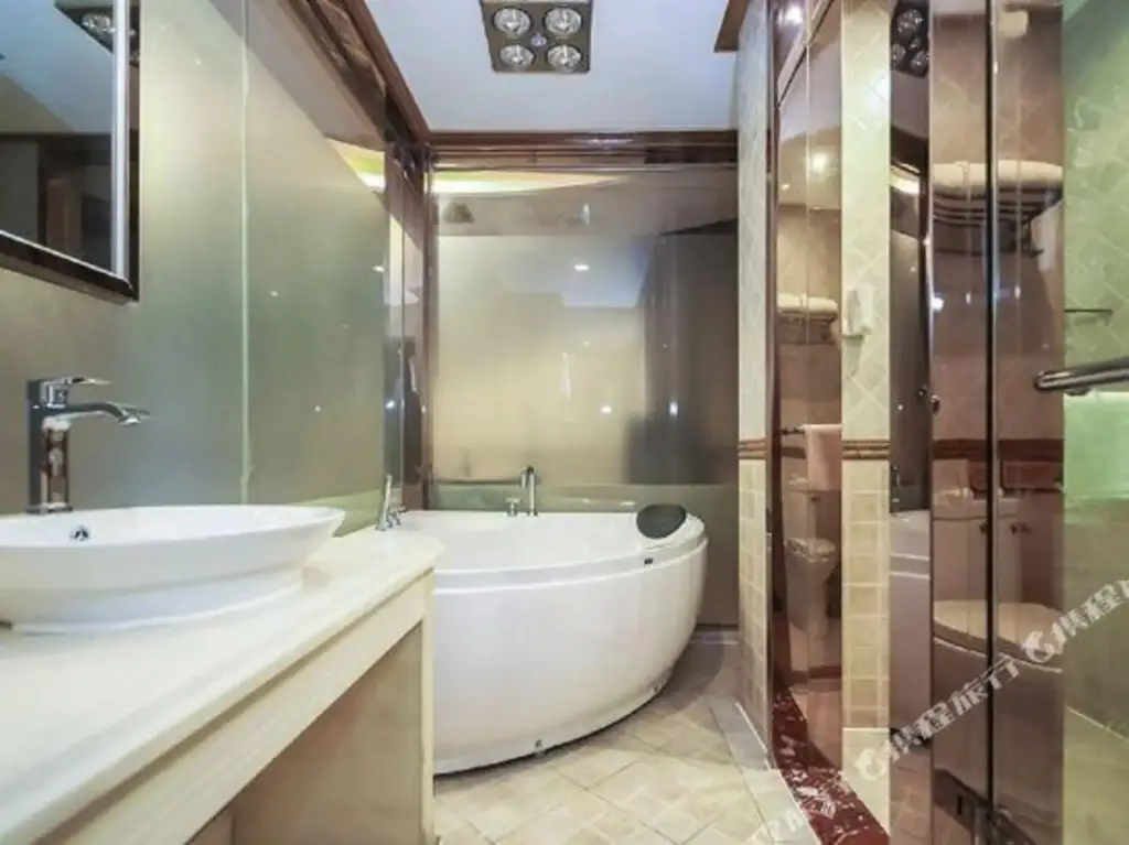 Нанкин: Vienna Hotel (Nanjing Hexi Golden Eagle Shop)