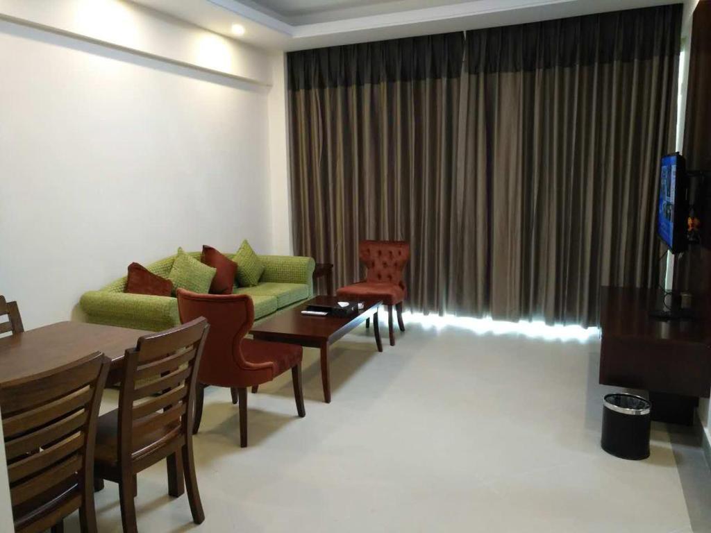 Цюнхай: Hongda Hotel