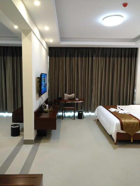 Цюнхай: Hongda Hotel