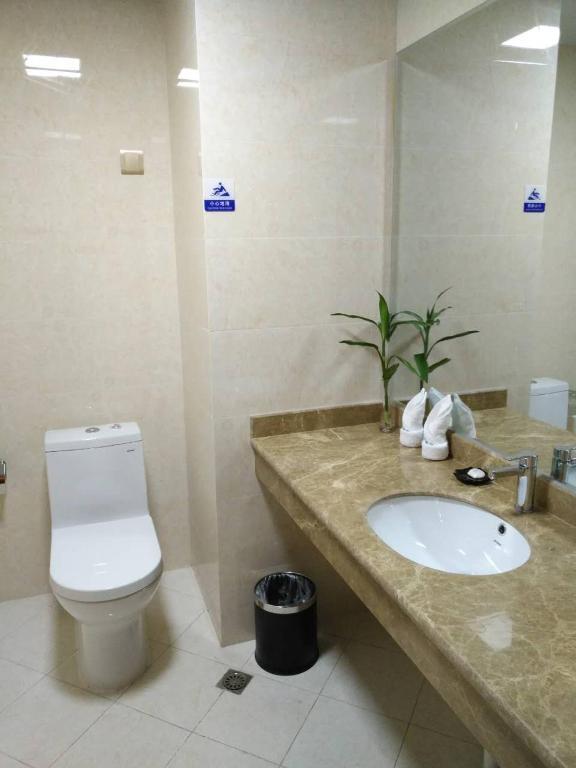 Цюнхай: Hongda Hotel