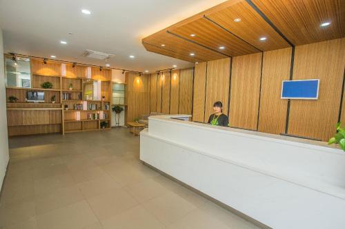 Фучжоу: Hi Inn Fuzhou South Railway Station