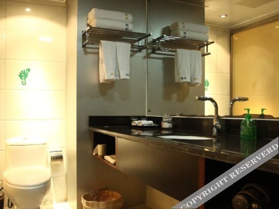 Хецзе: Shuiyi Huangjia Hotel